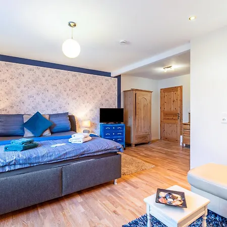 Blauquarz Und Rauchquarz Διαμέρισμα